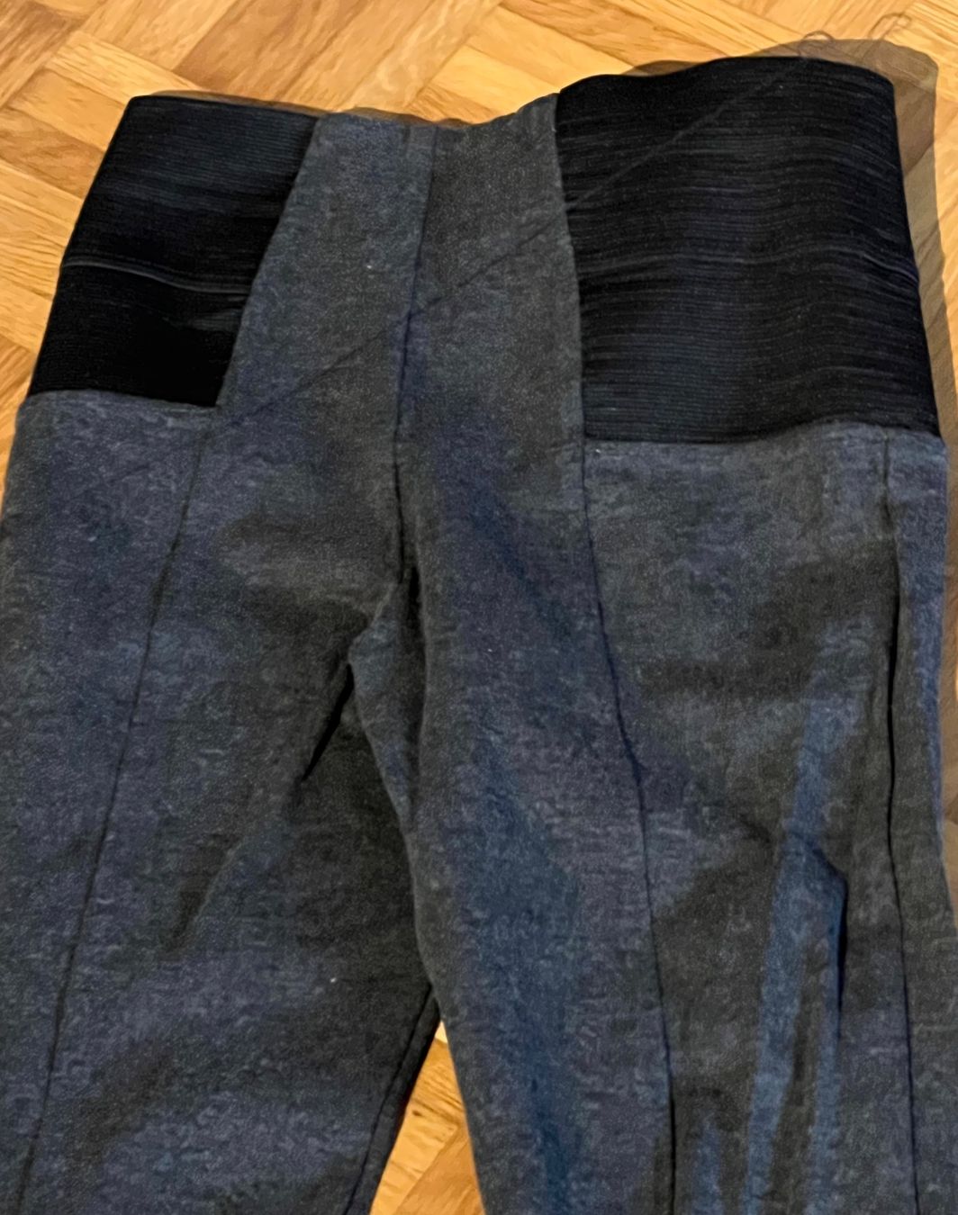 Hosen: Damen Hosen, Gr. EU 34 – Gebraucht aus Adliswil von Myxin 1