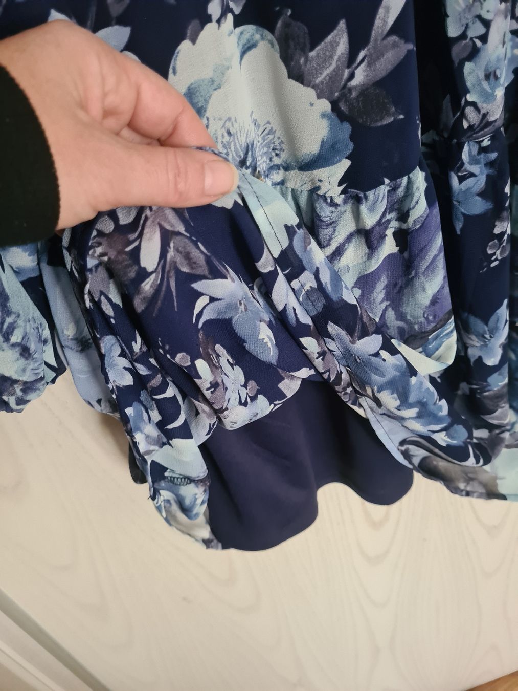 Vila Vestiti: Kleid, Vila, EU 36, Blumenmuster, blau – Usato da Steinhausen venduto da MilaB 3