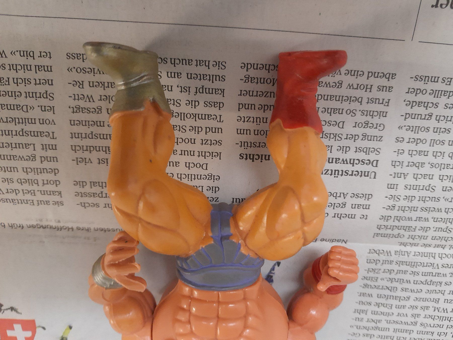 Statuette: Seltene Actionfigur – Usato da Rüti ZH venduto da Alemanni 1