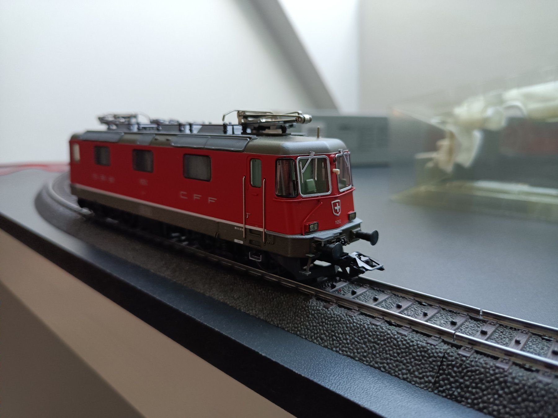 Märklin 37344 Re 4/4 II 11252 SBB rot digital fx (Gebraucht) in ...