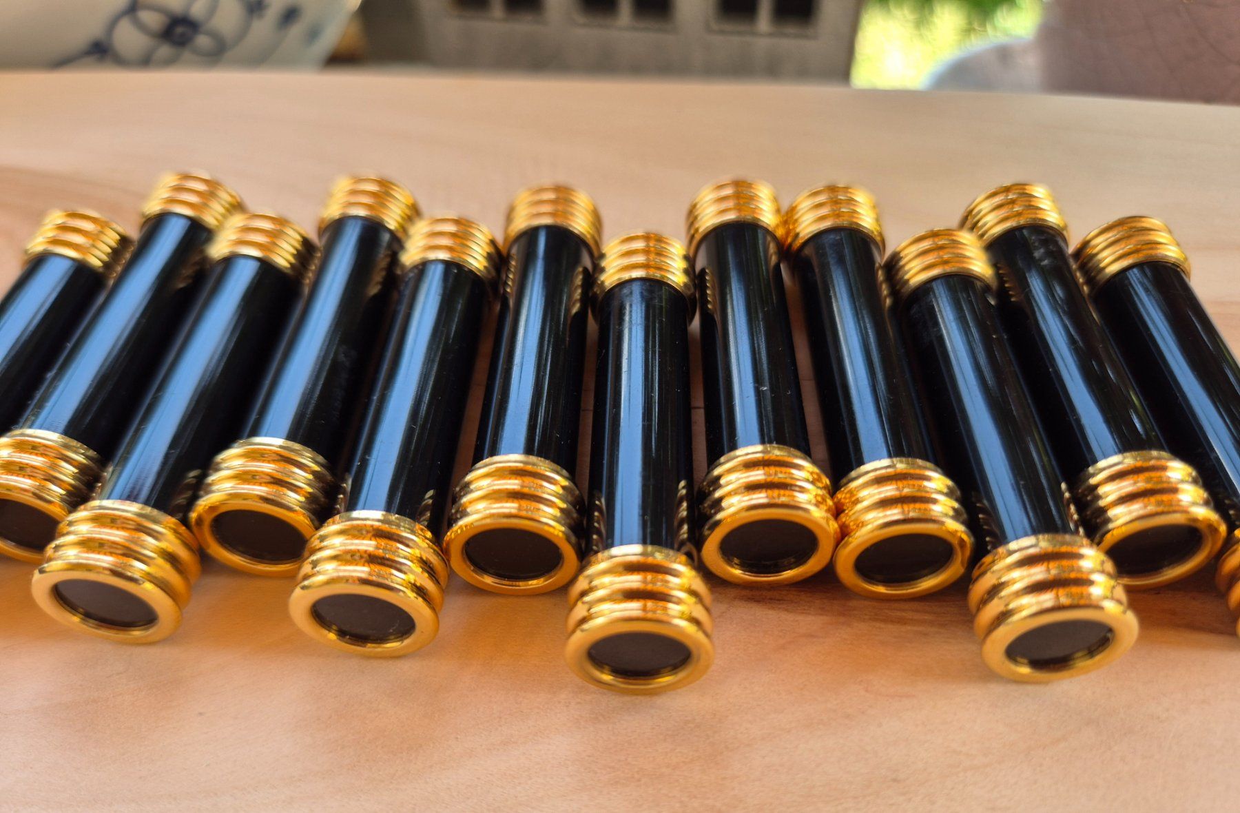 Set di posate: 12 Messerbänke, schwarz-gold – Usato da Bern venduto da aronari 3