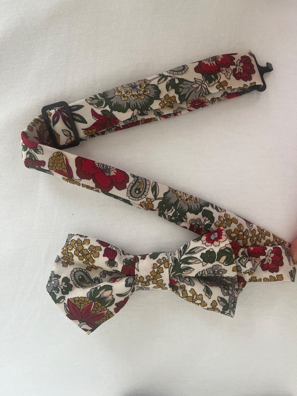 Cravatte: Zwei Fliegen Blumenmuster und ein Einstecktuch – Nuovo (secondo la descrizione) da Zug venduto da Nickwalks999 2