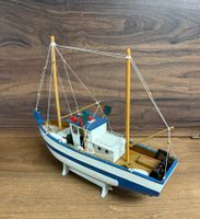 Sammlerstück: Schönes altes Modellboot aus Holz, Deko!