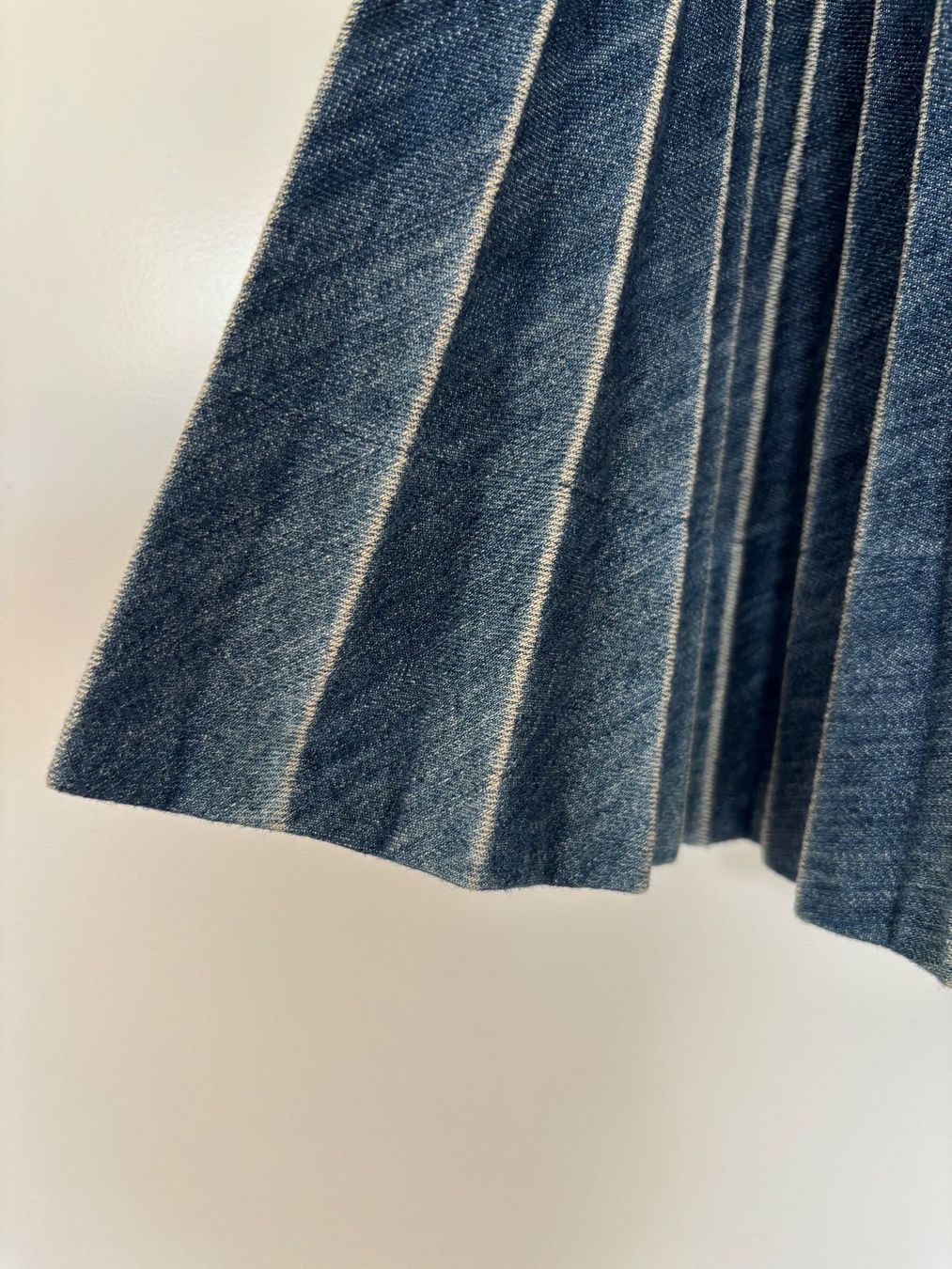 Dior Gonne: DIOR Denimjupe , feinste Baumwolle Gr. 32 – Nuovo (secondo la descrizione) da Herrliberg venduto da mayfi 3