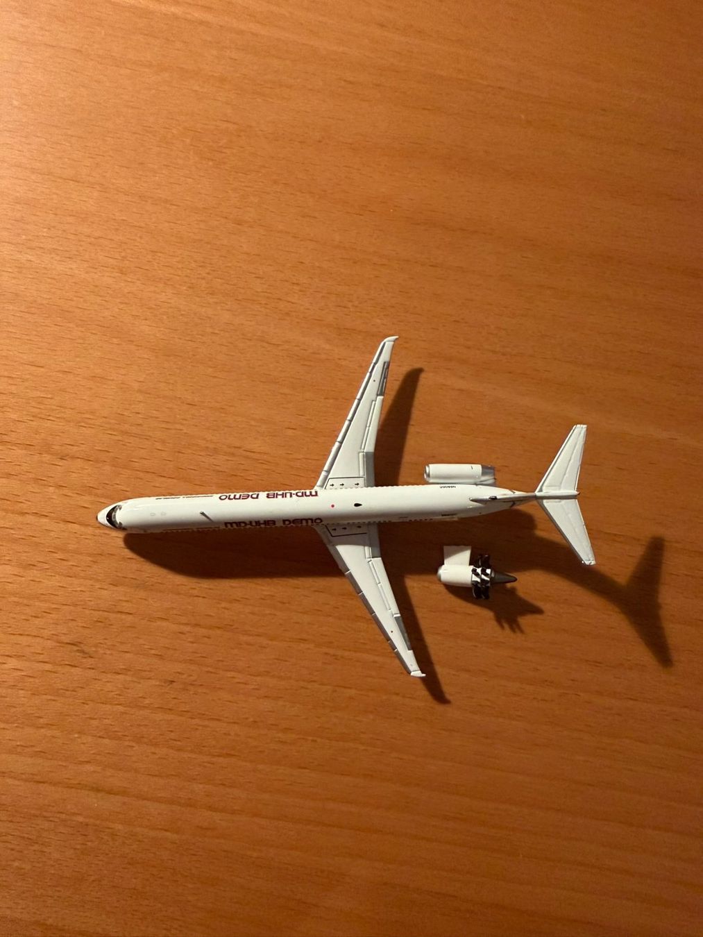 Kit di modellismo & Modellini statici: JC Wings MD-UHB Modell in 1/400 – Difettoso da Winkel venduto da Studi66 1