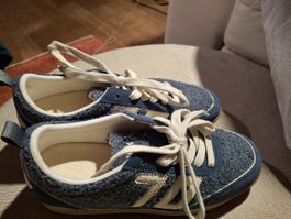 Back 70 Turnschuhe, Grösse 40 neuwertig, tolle Farbe!