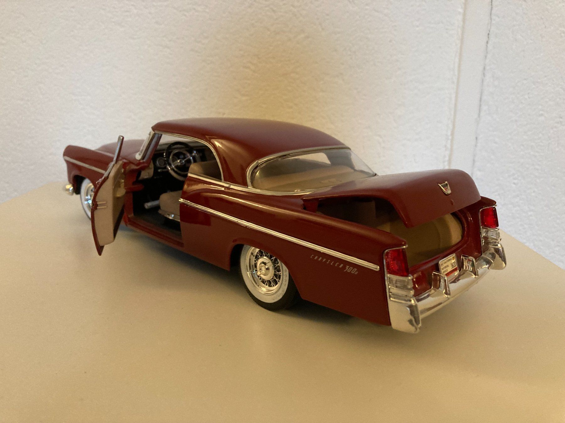 Maisto Modellini d'auto: Chrysler 300B 1956 – Usato da Bichelsee venduto da meikle 4