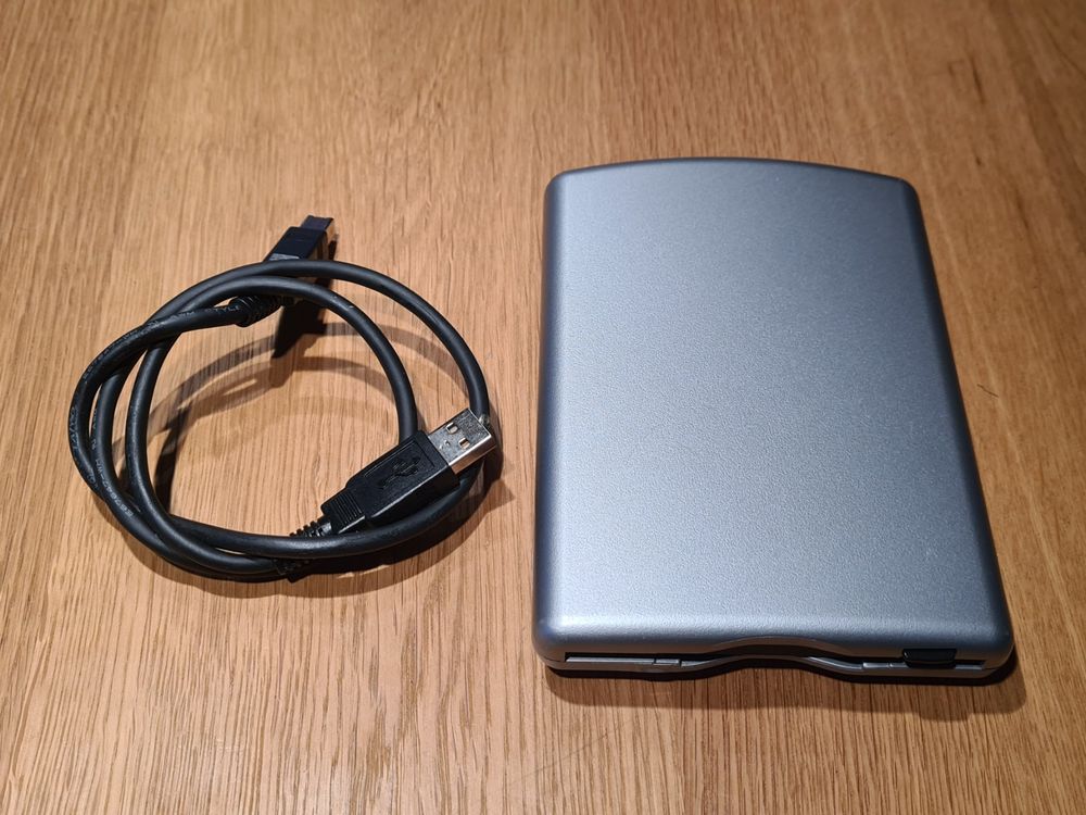 NEC USB Floppy Disk Drive/ Laufwerk Acheter sur Ricardo