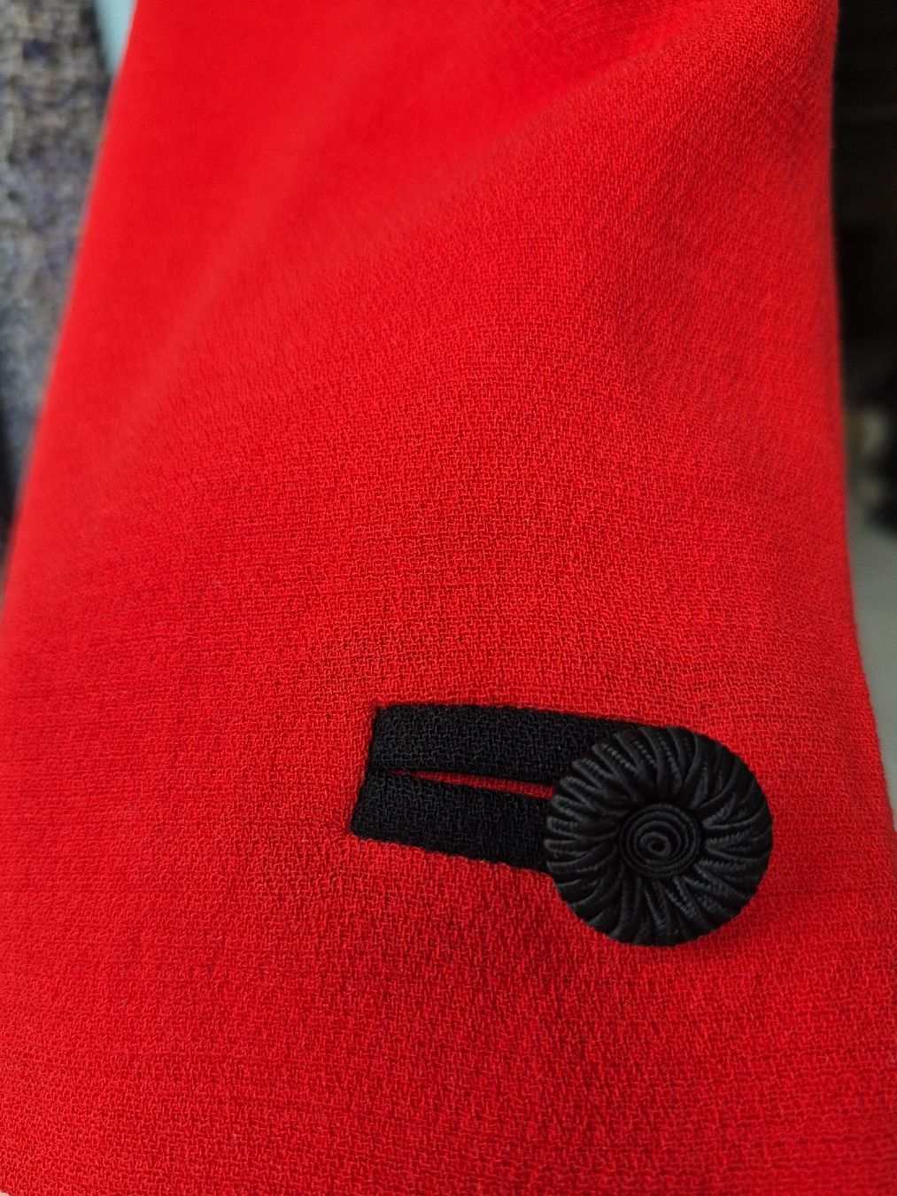 Giacche: Givenchy: Veste rouge taille 50 super état – Nuovo (secondo la descrizione) da St-Pierre-Clages venduto da _RV 5