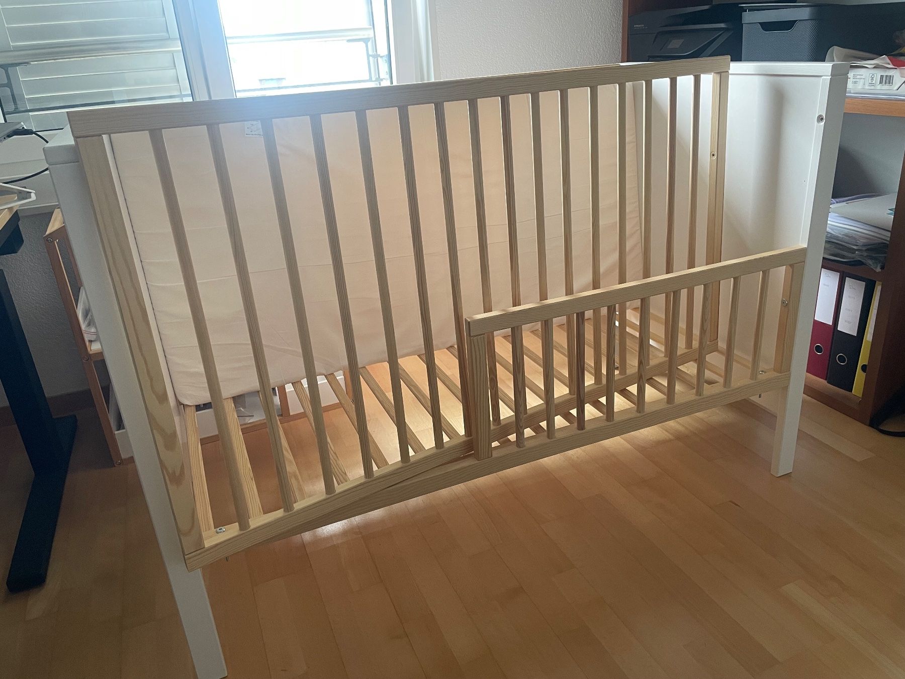 Lits: Lit bébé bois blanc – Neuf (Voir description) à St-Légier-La Chiésaz par Dr.Men 9