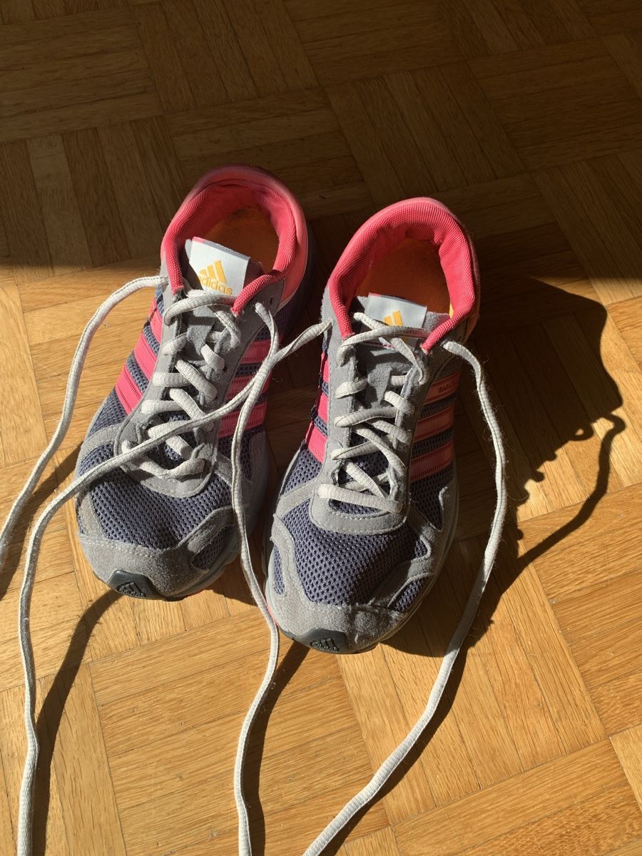 Adidas Scarpe da donna: Adidas Marathon Grösse 36 – Usato da Pfäffikon ZH venduto da mel_lmw7