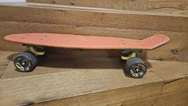 Skateboard Orange mit bunten Rollen guter Zustand