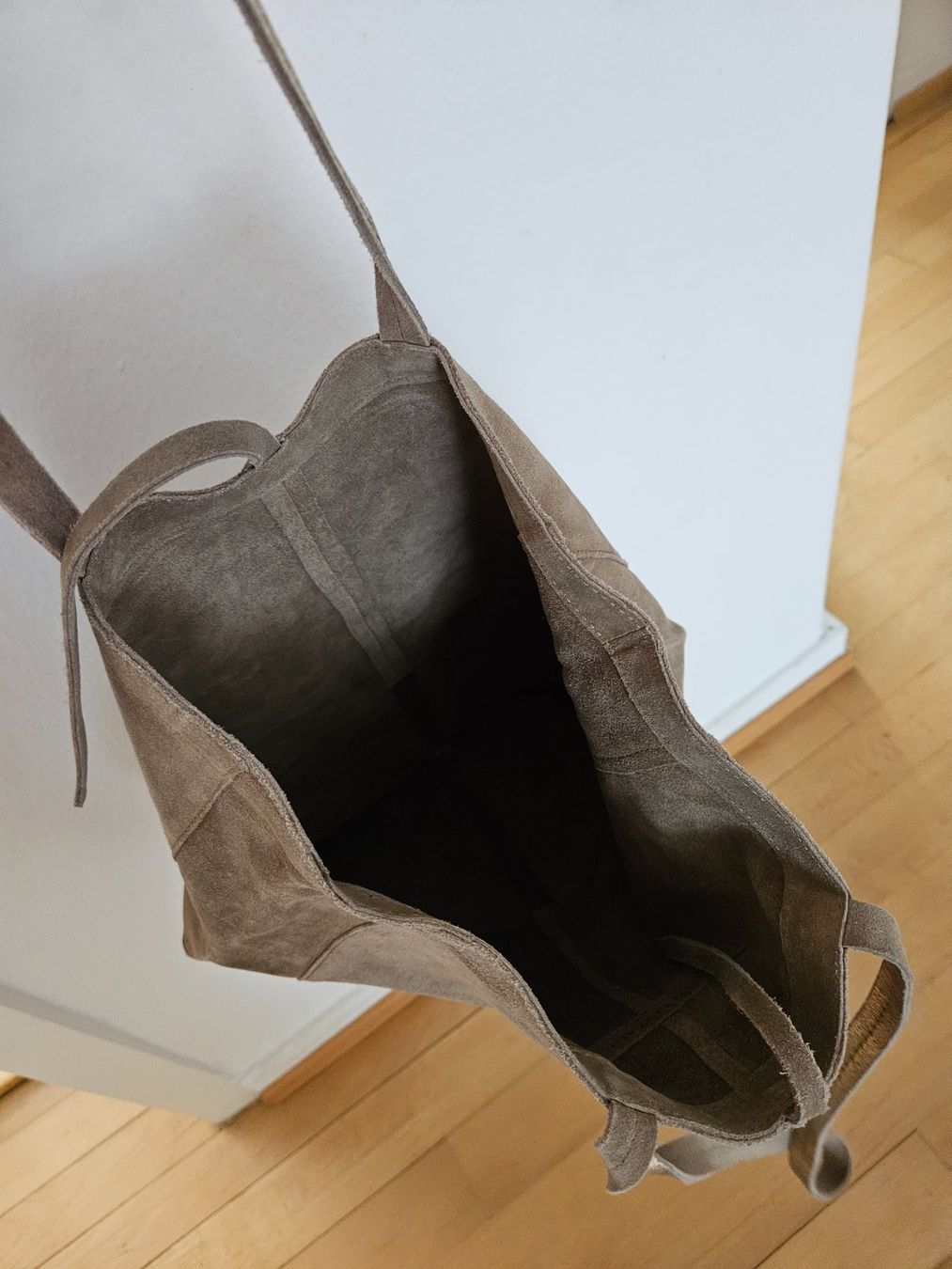 Borse da donna: Tasche Leder hellbraun/gold – Usato da Luzern venduto da Livlivliv 2