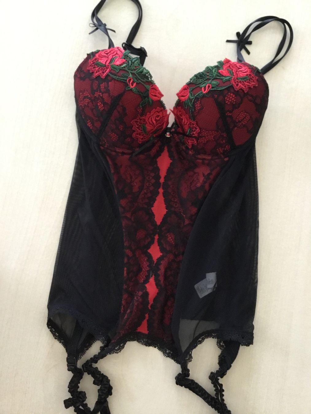 Lise Charmel Altra biancheria intima: LISE CHARMEL / Corsage / String / Strümpfe / 70B / 38 – Usato da St. Gallen venduto da mamavonbubu 1