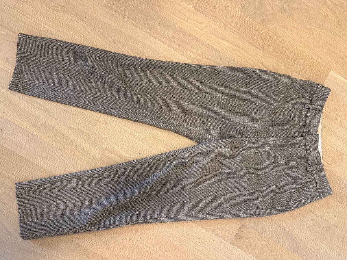 Pantaloni: Trousers Panettone Studio beige herringbone size M – Usato da Dübendorf venduto da ClaraS.