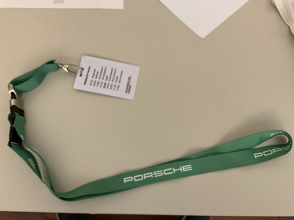 Porsche Portachiavi: Schlüsselband grün Porsche – Nuovo (secondo la descrizione) da Holzhäusern ZG venduto da foxy_88 1