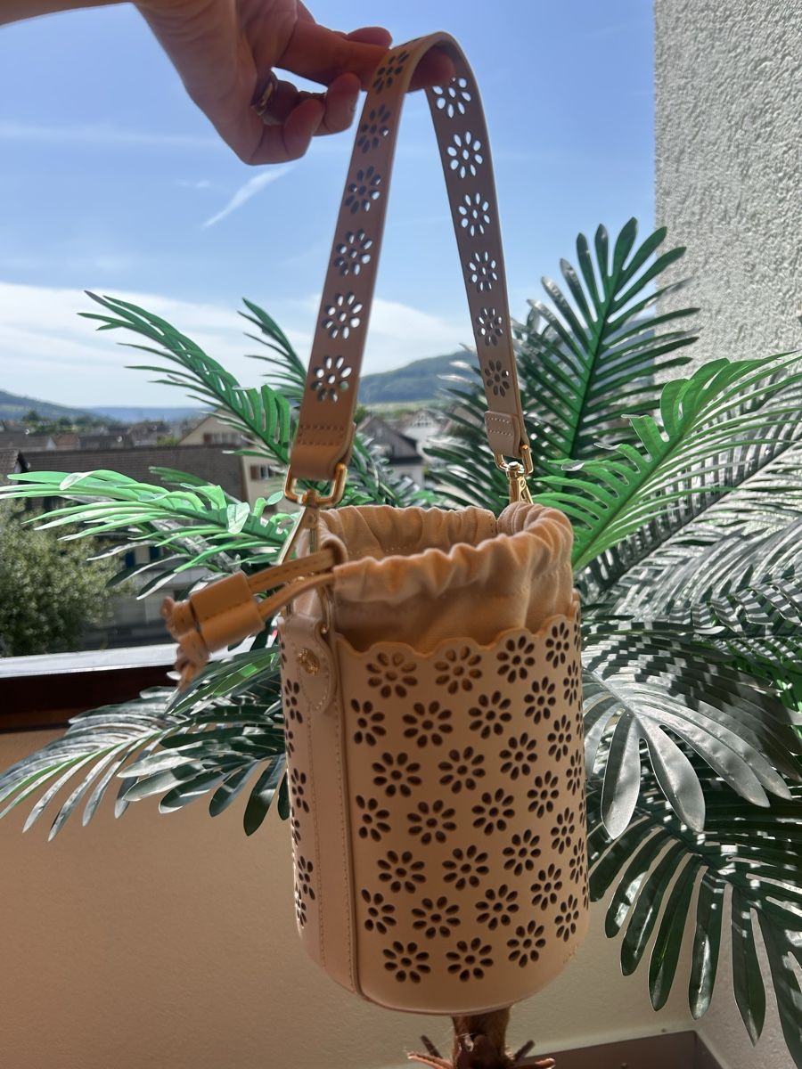Maje Borse da donna: Tasche von MAJE,neuwertig  – Nuovo (secondo la descrizione) da Möhlin venduto da seerose6 5
