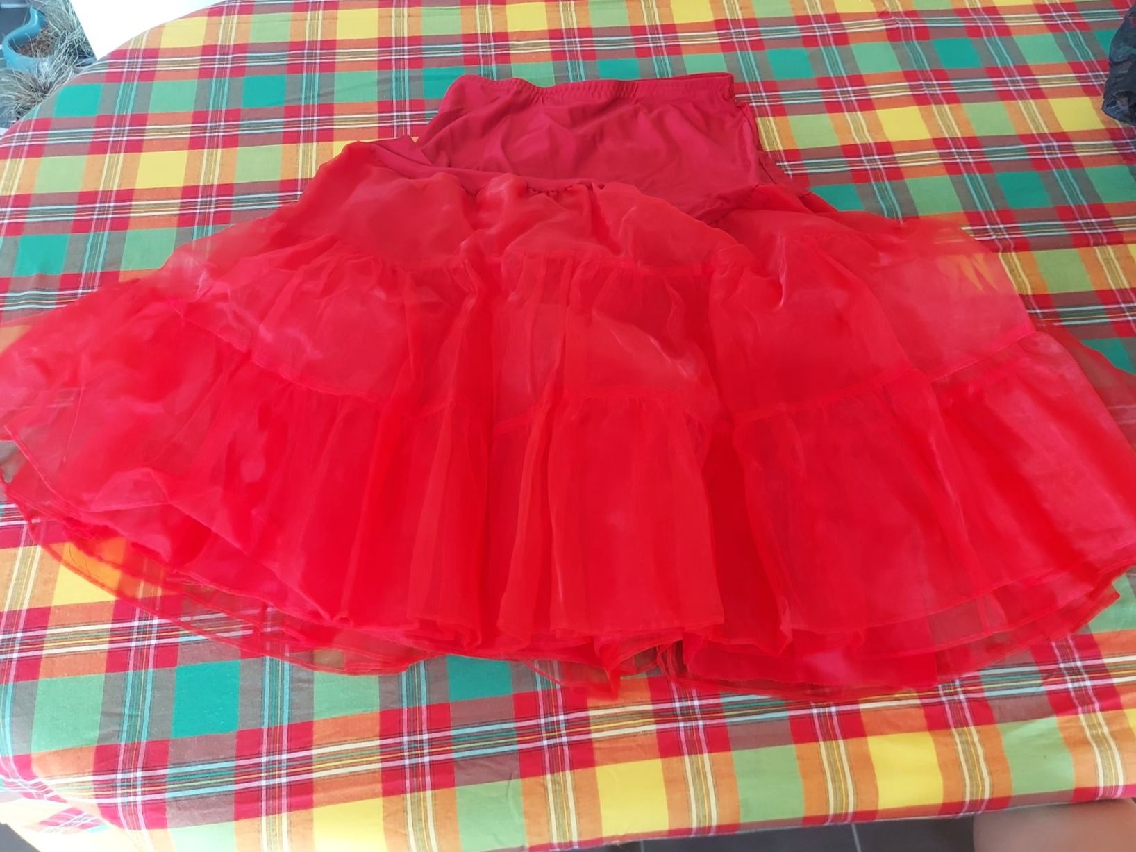 Jupes: Jupon rouge – D'occasion à giez par sylronorid