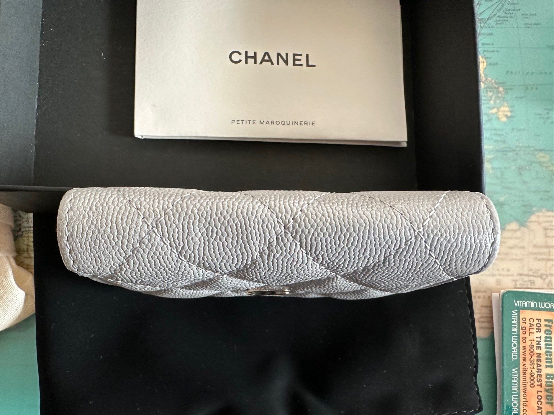 Chanel Taschen für Damen: Chanel Zip Coin Geldbörse – Neu und originalverpackt aus Winterthur von chanel_love 3