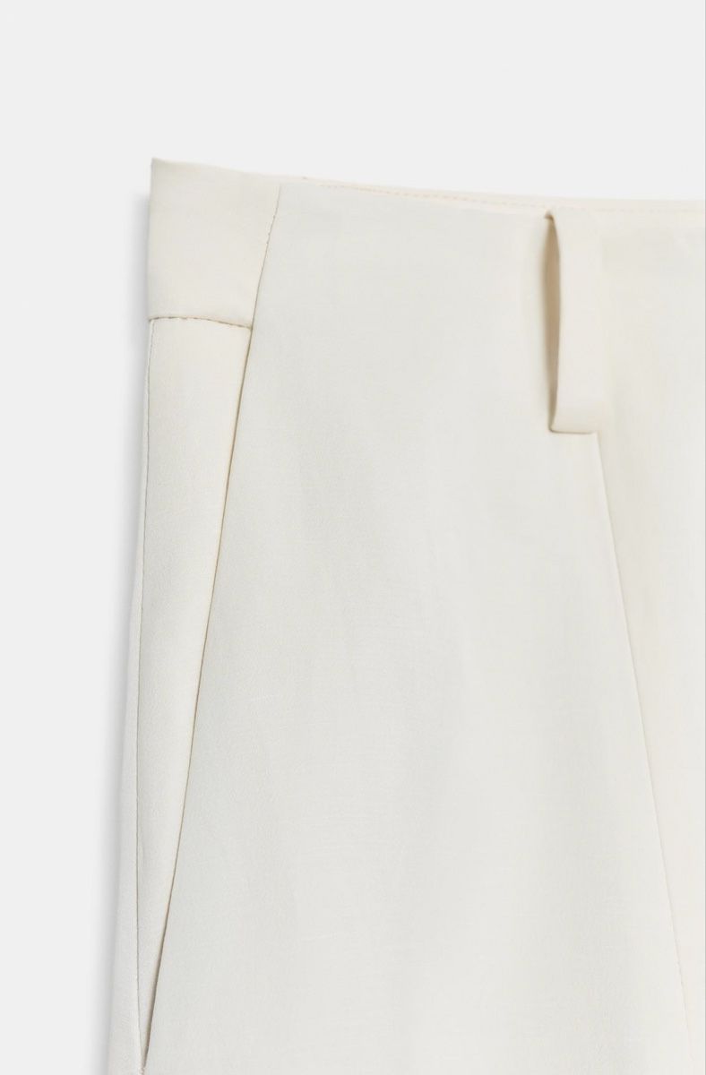 Pantaloni: Ballonhosen mit Leinenstoff Gr.M – Nuovo e nell'imballaggio originale da Veyras venduto da ValClasse 5