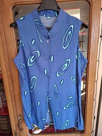 Chemise sans manche taille S-M