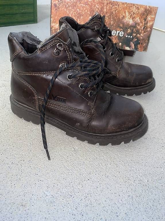 Scarpe da donna: Wanderschuhe Leder Gr. 39 / 9 – Usato da Stein am Rhein venduto da kar_9lmg 2