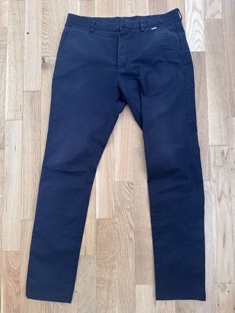 Chinos Hugo Boss Navy Blue Size 32R Used Condition