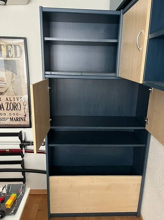 Letti: GRATIS - Bett mit Schrank, Gestell, Lattenrost, Matraze – Usato da Suhr venduto da Johnnynova 1