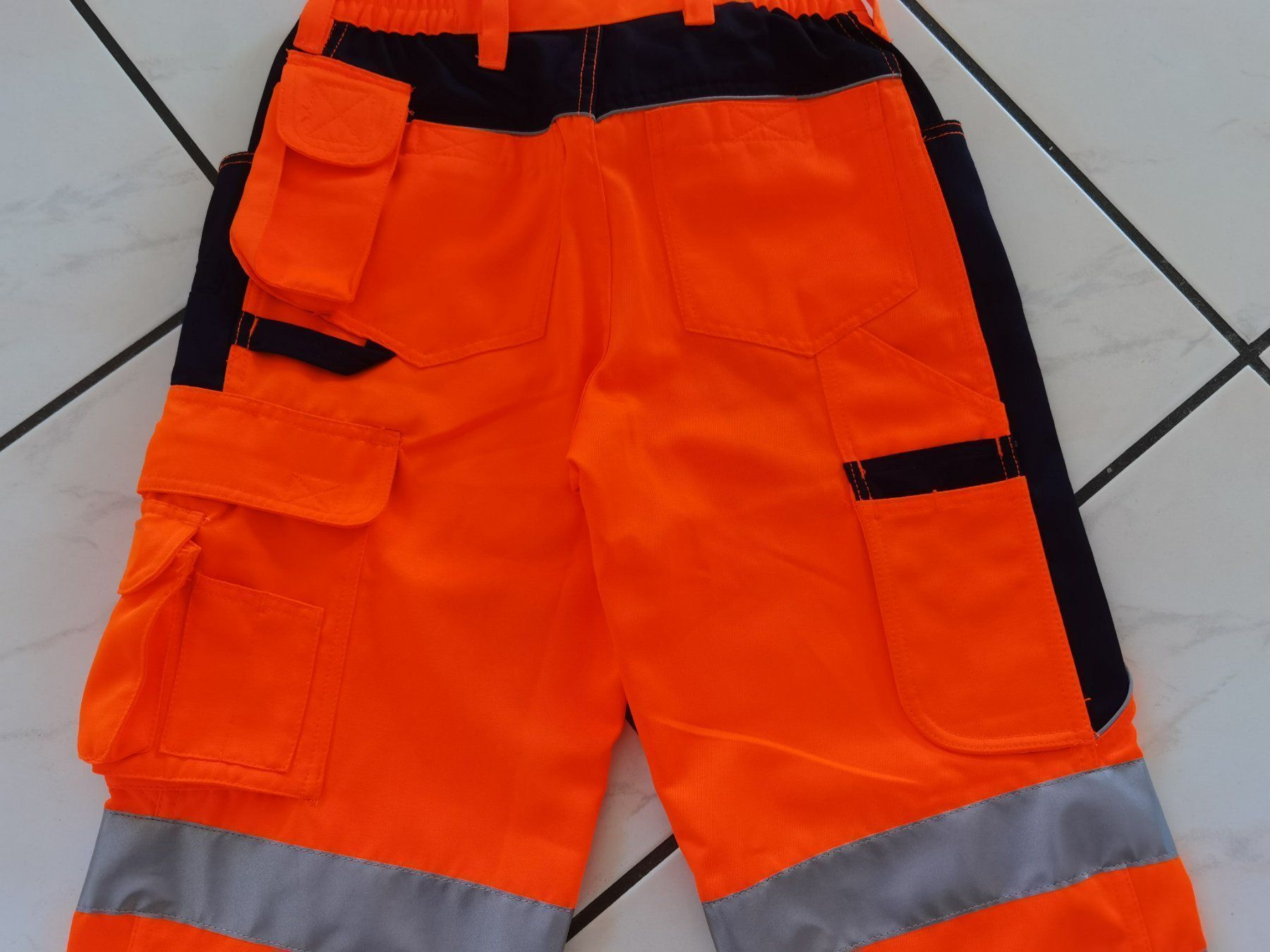 Hosen: Qualitex PRO Warnschutz Arbeitsshorts Gr. 48 – Neu und originalverpackt aus Uerkheim von Kaufoption 4