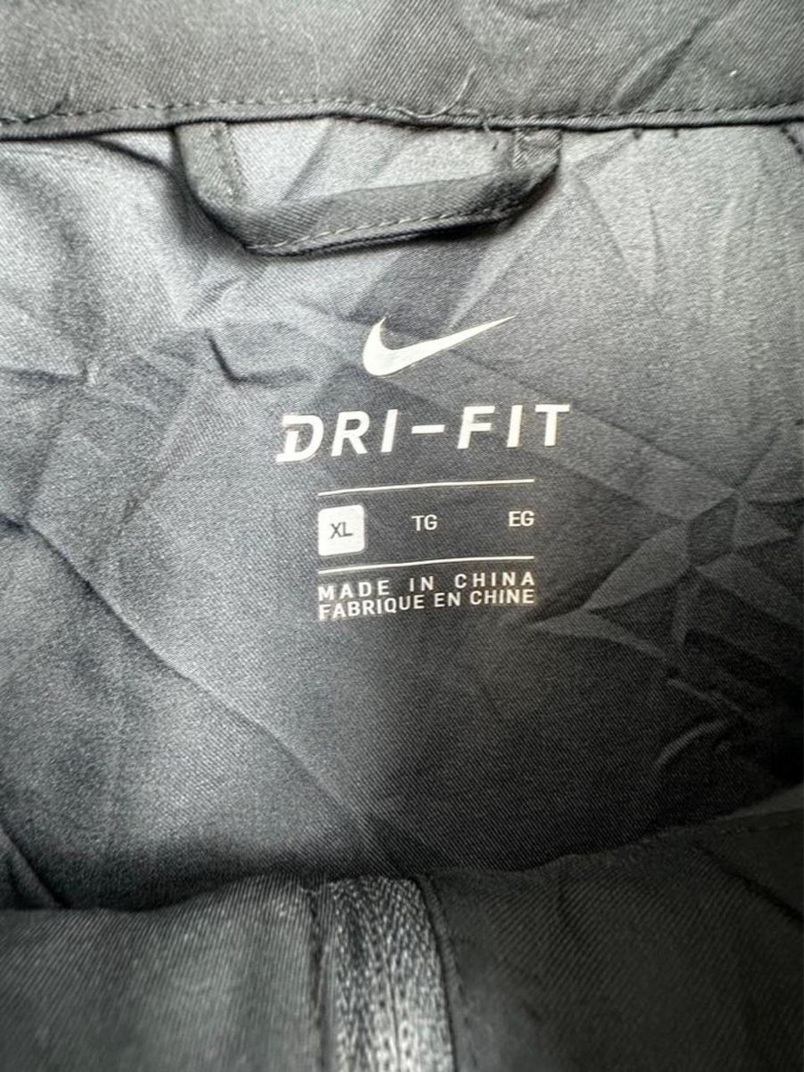 Nike Giacche: Nike black jacket – Usato da Erlinsbach SO venduto da TogaResell 3