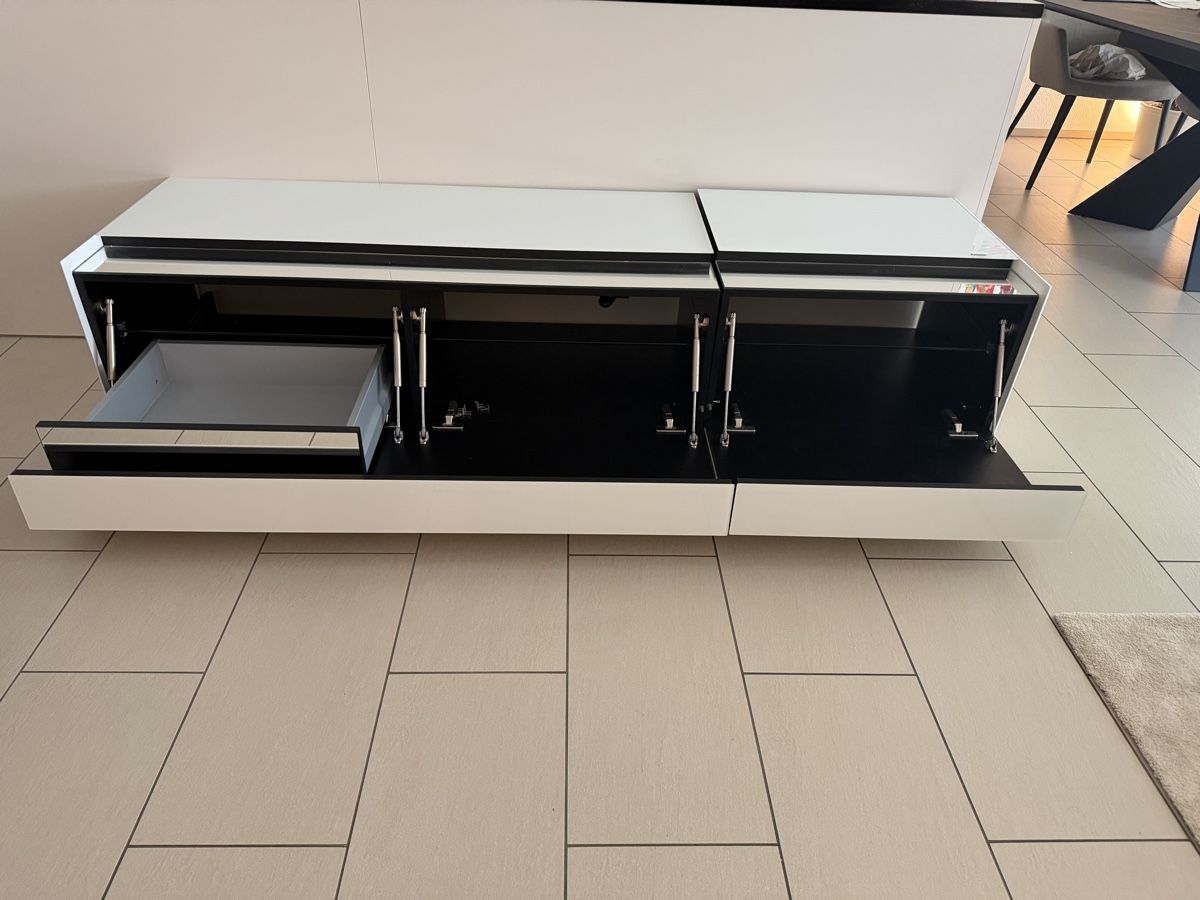 Spectral TV Möbel: SPECTRAL COCOON SIDEBOARD – Gebraucht aus Rapperswil SG von Whitecielo