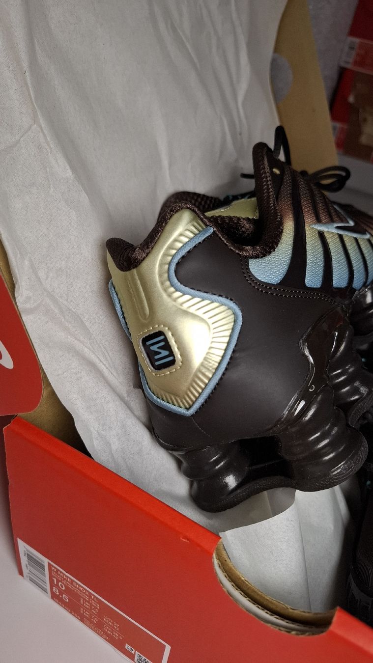 Nike Scarpe da uomo: Nike Shox Neuves – Nuovo e nell'imballaggio originale da Le Landeron venduto da rue_k9kg 4