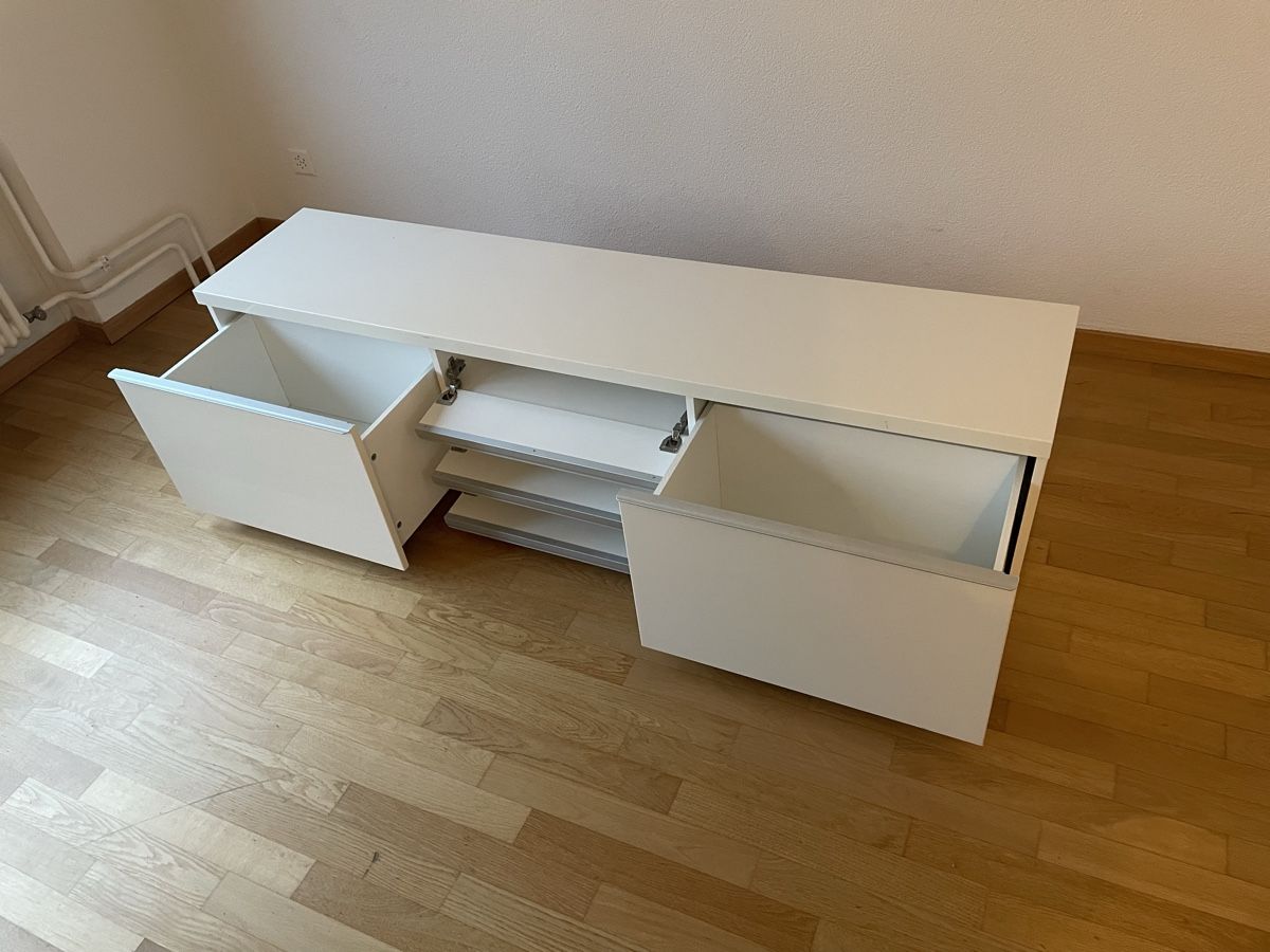Ikea Meubles TV: Fernseh-Möbel – D'occasion à Zürich par sinthu22 1