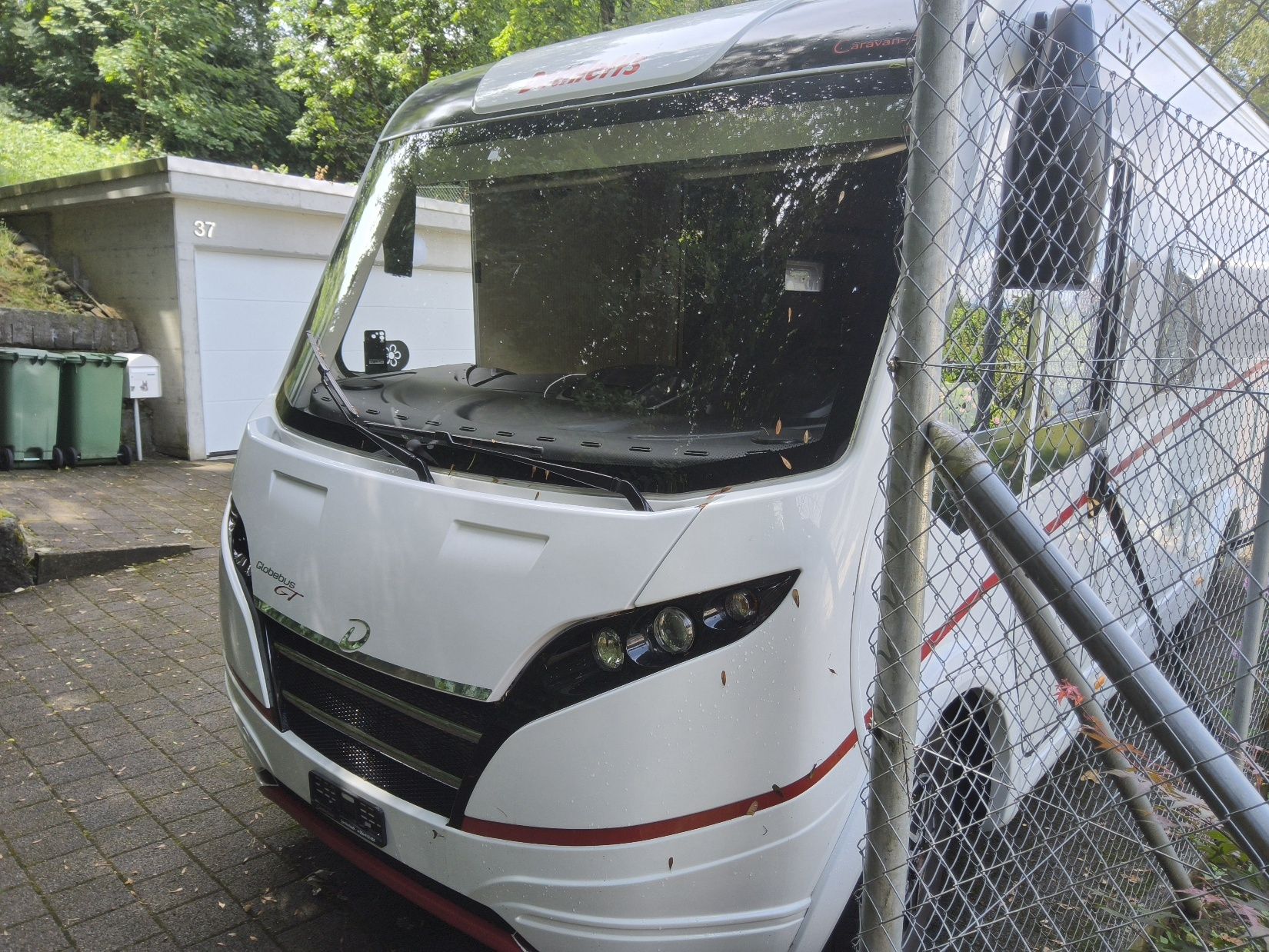 Veicoli da campeggio: Dethleffs Globebus i GT 9G Automatik  – Nuovo (secondo la descrizione) da Reinach AG venduto da son_6trr 2