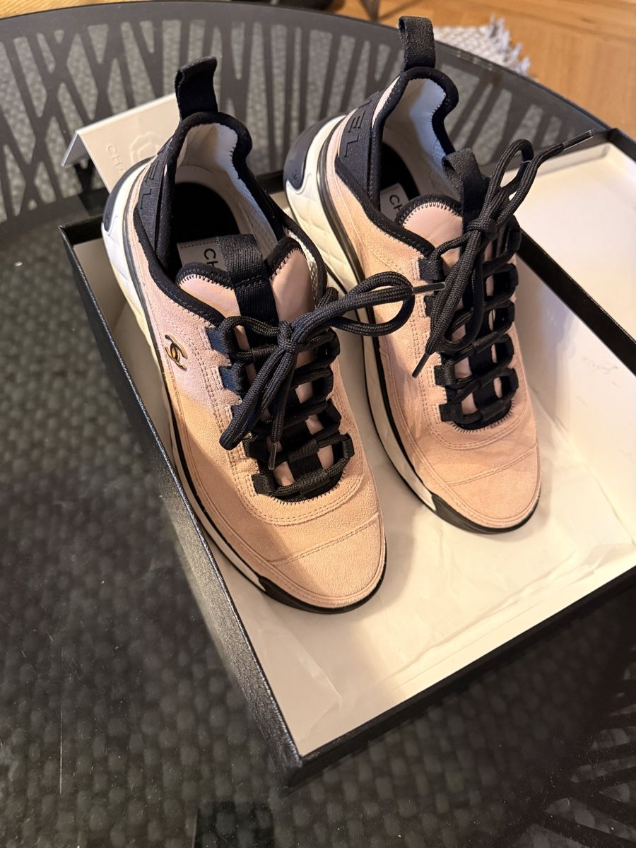 Chanel Herrenschuhe: Original Chanel Sneakers – Neu und originalverpackt aus Zürich von Mariposa2004 2