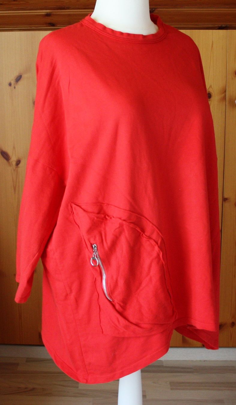 Pullover & Sweatshirts: Pullover rot  Gr. XXL – Gebraucht aus Flüelen von Diversicum-Curvy 2