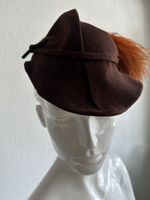 Vintage Brown Hat with Feather Detail - 56 (aprox)
