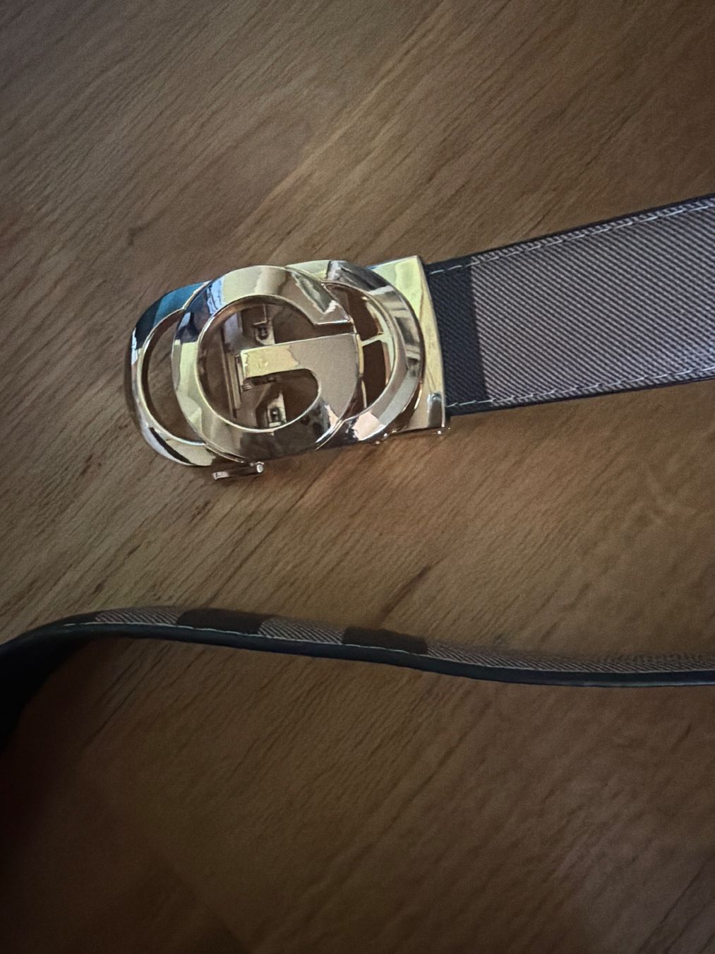 Ceintures: Gürtel mit G – D'occasion à bülach par Happylion1