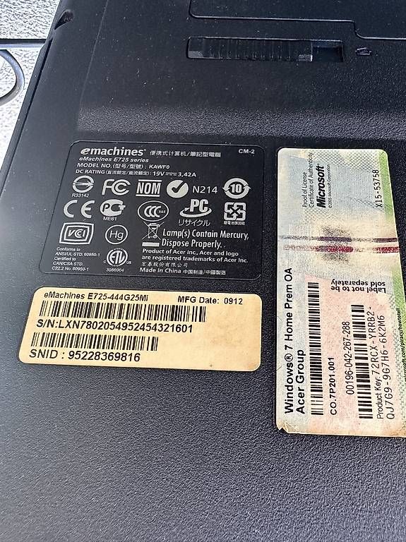 Portables: Laptop  – D'occasion à Speicherschwendi par Supersport 4