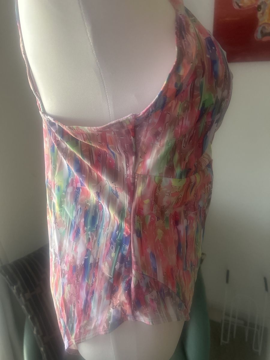 Maillots de bain & Bikinis: Badeanzug L, bunt – Neuf (Voir description) à Bettlach par Aresdiego 2