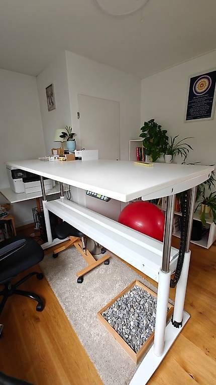 Scrivanie: Elektrisches Stehpult – Usato da Thun venduto da nic_glc9