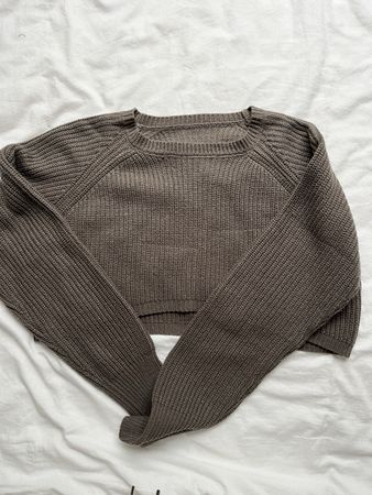 pull croptop taille S