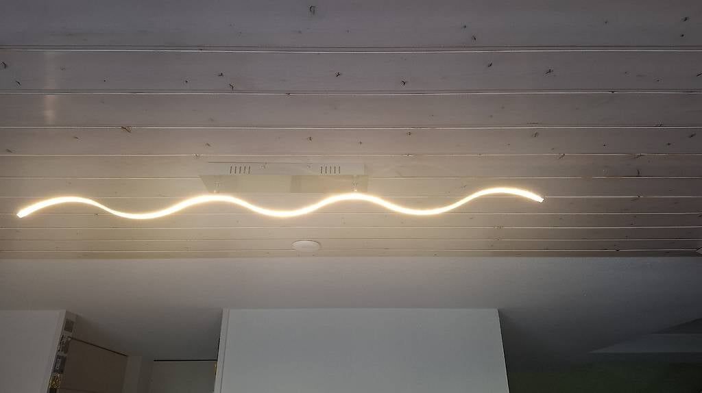 Conforama Lampadari & plafoniere: Luminaire Led plafonnier – Usato da Ecublens venduto da pitusa1984