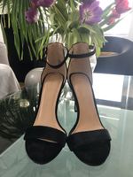 Schwarze Riemchen Pumps Gr 38