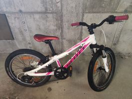 Scott Contessa 20 inch children bike used