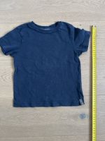 Dunkelblaues T-Shirt Gr 86/92