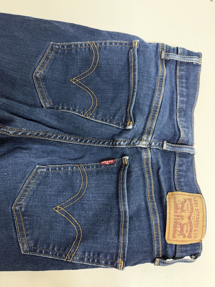 Levi's Lots de vêtements: Levi‘s Jeans Bundle Gr 27/30  – D'occasion à Aeugstertal par Joana_R 5