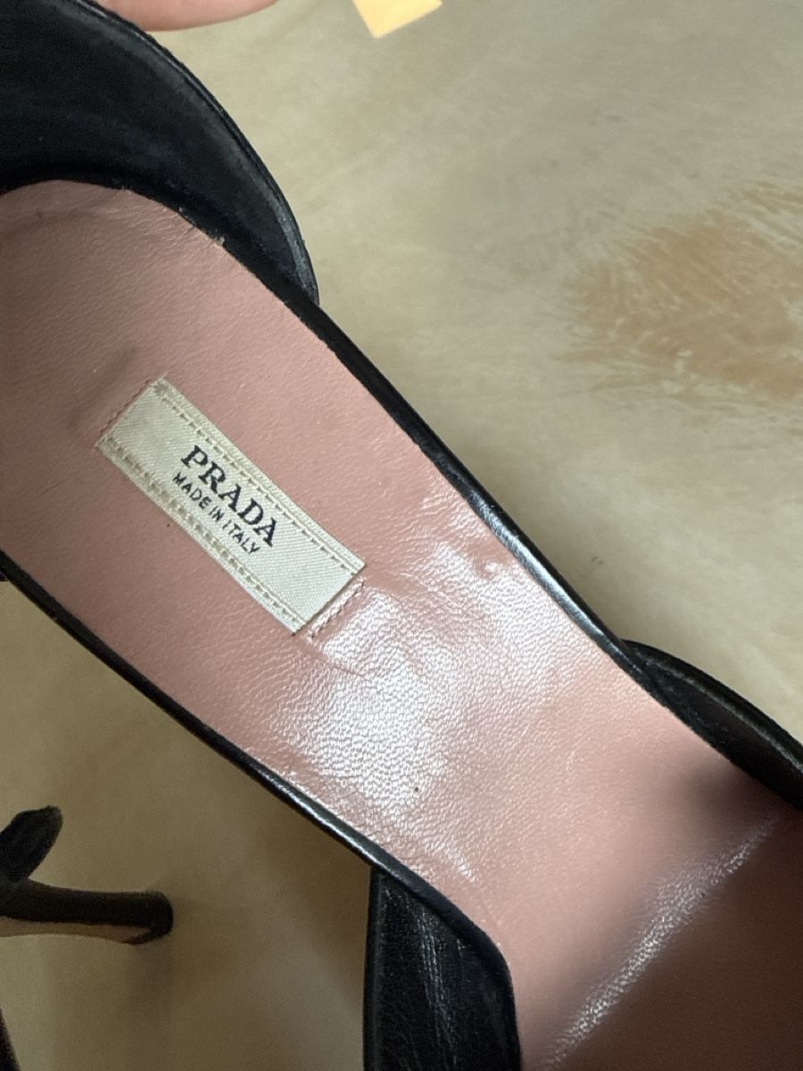 Prada Scarpe da donna: Prada Leder Pumps Gr 38 – Usato da Embrach venduto da shila_03 2