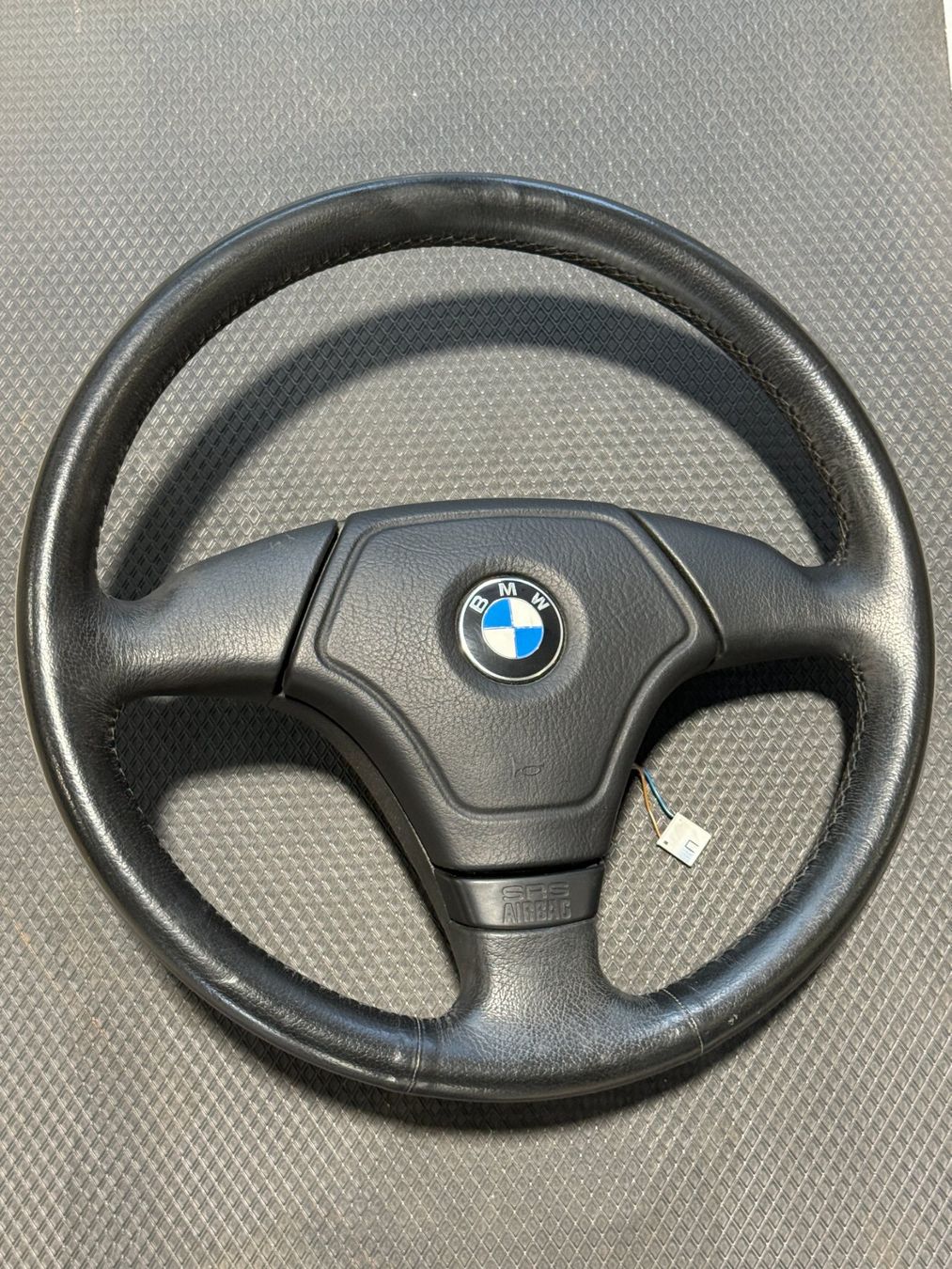 BMW Alle Autoersatzteile: Original BMW Lenkrad E36 – Gebraucht aus Neftenbach von ladu_ 1