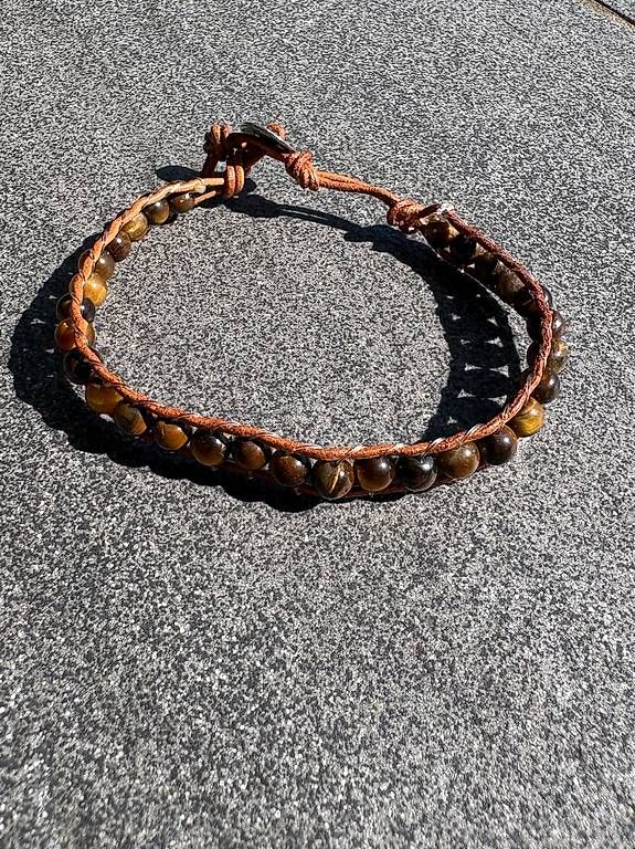 Armbänder & -reifen: Bracciale macrame con pietra occhio di tigre – Gebraucht aus Salorino von Ann_db 1